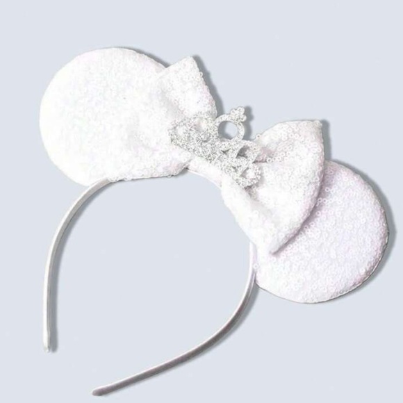 Disney Accessories - Disney bride Minnie Mouse headband white ears with bow mini crown